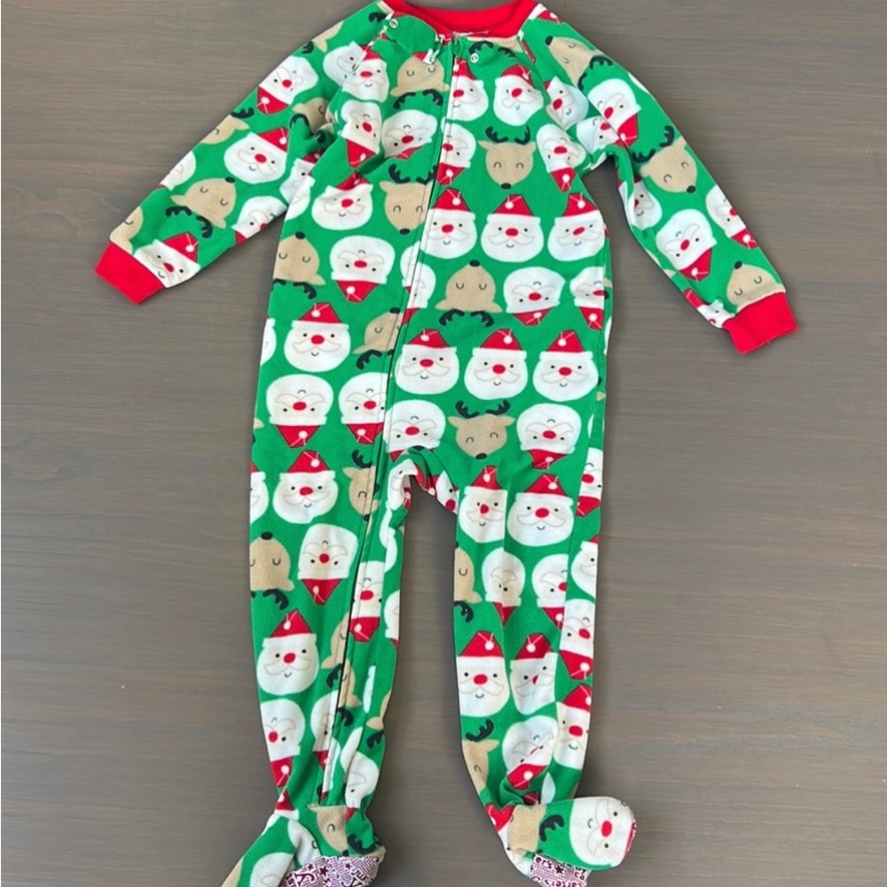 Bundle of two pjs 3T